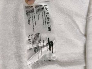 Skechers Full Zip Sweatshirt White 🤍 Size L