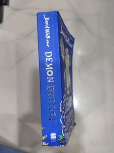 Demon Dentist by David Walliams
