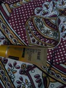 Lakme Sun Expert &amp; Derma Roller