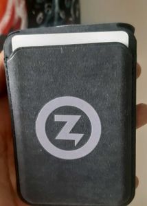 EVERYDAY ORGANISERS - MagWallet with Phone Stand