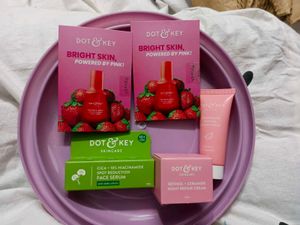 Dot &amp; Key Skincare Set