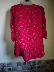 🎁Buy 1, Get 1 Free🎁  Size M/L Floral Pink Top