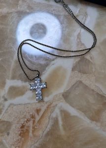 Peora Swarovski Cross Pendant Diamond Necklace