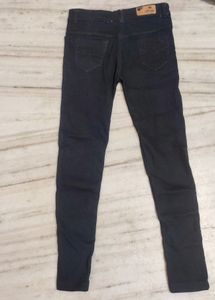 Black Color  Strechble Jeans For Woman ,size 28 ,L