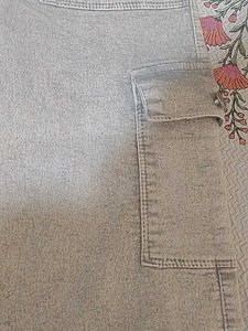 Wide Leg Cargo Jeans