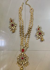 Panash Kundan Handcrafted Necklace With Earrings