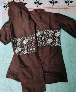 Brown Embroidery Set