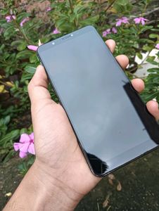 Vivo V7 Plus (64GB)
