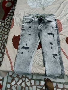 Combo Of 12 Jeans And 1 T-shirt