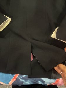 Single Breasted Flap Pocket Blazer