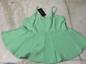 POLKI DOTS PEPLUM TOP