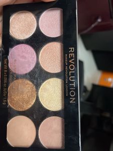 Makeup Revolution Blush Palette