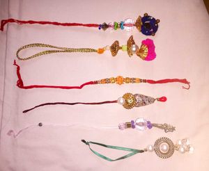 Rakhi, With 5 Lumba Rakhi