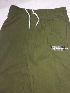 Green Joggers Pant New Never Used Have Many Pocket