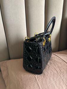 Elegant Black Handbag