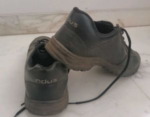 SCHOOL SHOES (NEW TYPE)(NEGOTIABLE)