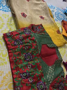 Heavy Border Saree With Blouse