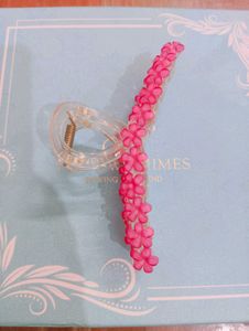 Three Beautiful Clature + 1 Banana Clip