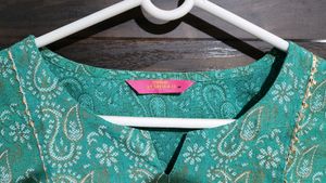 GOLD &amp; GREEN short Kurti