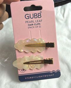 GUBB’s Pearl Leaf Hair Clip
