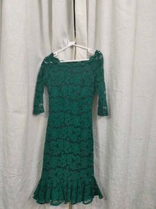 Emerald Lace Midi Dress