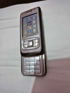 nokia E65