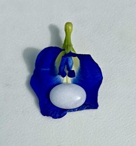 White Hakik Gemstone