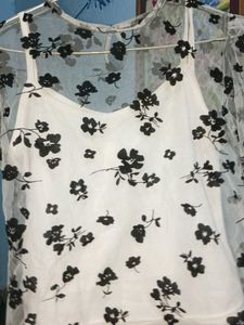 Floral Puff Sleeve Mesh Top
