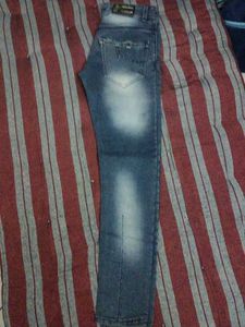 J-Nine Jeans: Stylish Denim