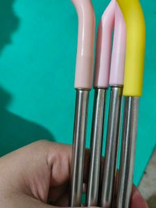 Set Of 4 Stainless Steel Straws With Sillicon Tip