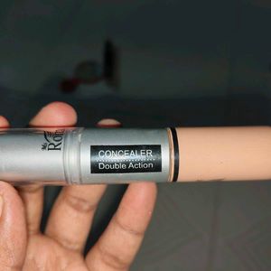 Ms. Romana Concealer