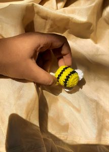 Bee Crochet