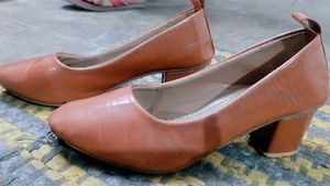 Low Heel Juti