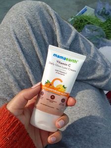 Mama Earth GLOW LUMI CREAM