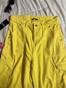 Trendy Yellow Cargo Jeans
