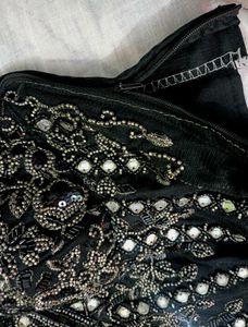 Elegant Black Ruffle Saree 🖤✨