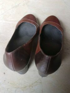 Brown Leather Round Toe Heels Sale 399₹