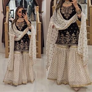 Sharara Plazo