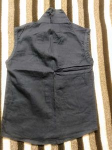 Sleeveless Shirt For 4-6 Years Old