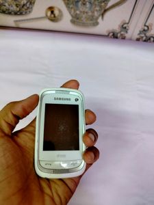 Samsung Champ Neo Duos Mobile Phone