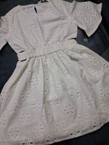 Cute White Dress 2 To 3 Years