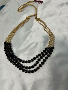Pearl &amp; Black Bead Necklace Set