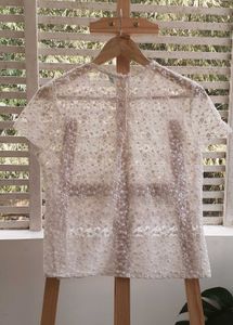 United colors of benetton lace top