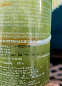 VLCC Nourishing Shampoo