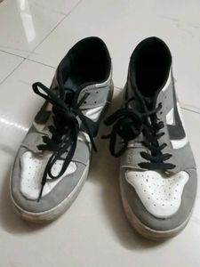 Stylish Grey Casual Shoes