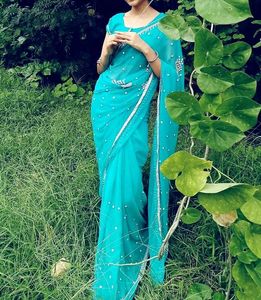 Beautiful Y2k Saree With Stiched Blouse