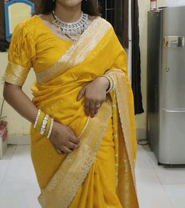havvy  Yellow Saree