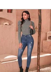 Houndstooth Puff Sleeve Top