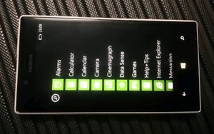 NOKIA LUMIA 720 PREMIUM WINDOWS PHONE (3G)