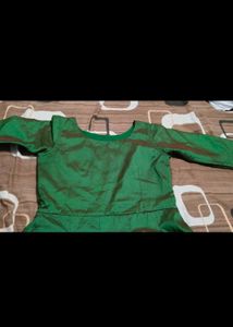 Elegant Green Ethnic Gown